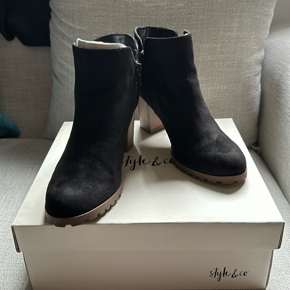 Style & co booties
